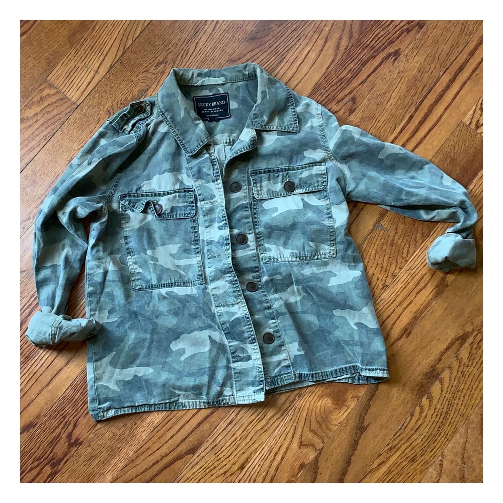 Lucky Brand camo top. BUNDLE AND SAVE